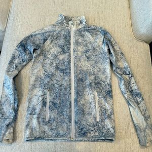 Lululemon define jacket size 4. Great condition.
